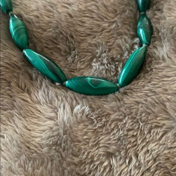 Malachite stone beaded necklace - Picture 2 of 6